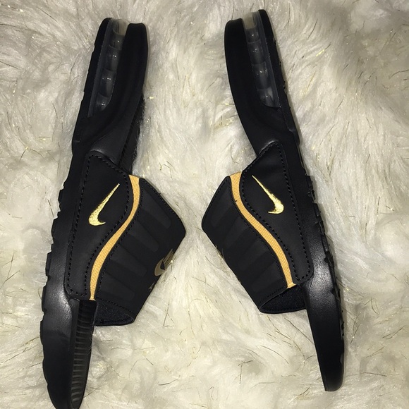Nike Air black and gold Camden slides - Picture 5 of 5